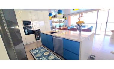 Venta departamento de lujo frente al mar en edificio Ibiza en Manta.