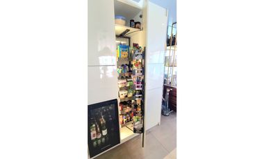 Venta departamento de lujo frente al mar en edificio Ibiza en Manta.