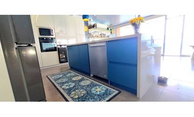 Venta departamento de lujo frente al mar en edificio Ibiza en Manta.
