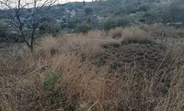 VENTA DE TERRENO  CON ESCRITURA PUBLICA Y TOTALMENTE BARDEADO , EN JIUTEPEC MOR.