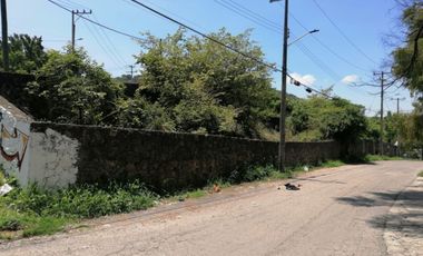 VENTA DE TERRENO  CON ESCRITURA PUBLICA Y TOTALMENTE BARDEADO , EN JIUTEPEC MOR.