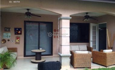 CASAS VERSALLES-LYON