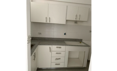 SE VENDE APARTAMENTO EN LAS ACACIAS NEGOCIABLE