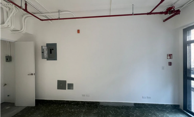 ALQUILER  O VENTA LOCAL EN CASCO ANTIGUO NEGOCIABLE