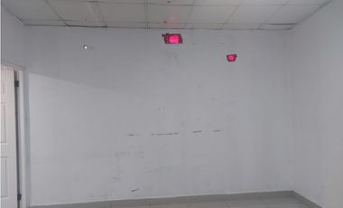 ALQUILER DE LOCAL COMERCIAL EXCELENTE UBICACION 100MTS CERCA AL METRO