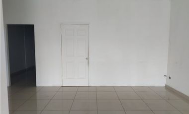 ALQUILER DE LOCAL COMERCIAL EXCELENTE UBICACION 100MTS CERCA AL METRO