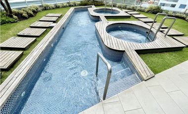 YACHT CLUB / AVENIDA BALBOA / VENTA