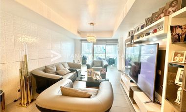 YACHT CLUB / AVENIDA BALBOA / VENTA