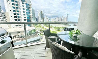 YACHT CLUB / AVENIDA BALBOA / VENTA
