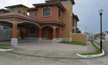 VENTA DE CASA EN COSTA SUR PANAMA, HERMOSA PROPIEDAD LISTA PARA OCUPAR