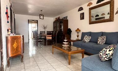 Se Vende Casa en Lomas Providencia
