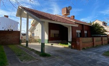 Chalet en venta en La Lucila del Mar