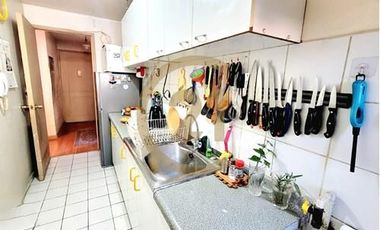 VENTA DEPTO 2DORM, MONEDA, METRO ULA, APTO DISCAP.