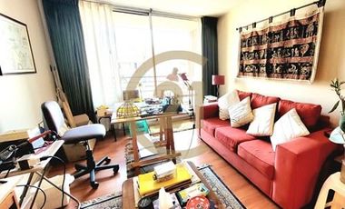 VENTA DEPTO 2DORM, MONEDA, METRO ULA, APTO DISCAP.