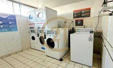VENTA DEPTO 2DORM, MONEDA, METRO ULA, APTO DISCAP.