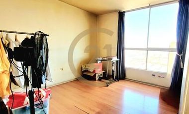 VENTA DEPTO 2DORM, MONEDA, METRO ULA, APTO DISCAP.