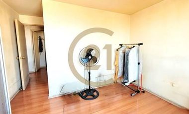 VENTA DEPTO 2DORM, MONEDA, METRO ULA, APTO DISCAP.
