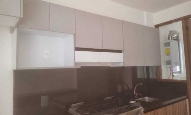 DEPARTAMENTO EN VENTA CON PATIO, CERCA DE LA HERRADURA