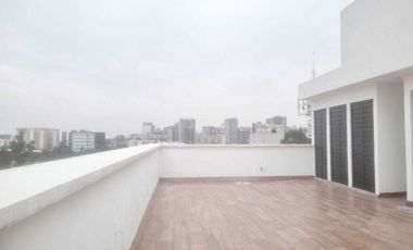 DEPARTAMENTO EN VENTA CON PATIO, CERCA DE LA HERRADURA