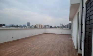 DEPARTAMENTO EN VENTA CON PATIO, CERCA DE LA HERRADURA