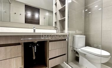 Departamento en Venta en LUMINOSO Y AMPLIO DEPARTAMENTO EN VITACURA