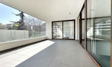 Departamento en Venta en LUMINOSO Y AMPLIO DEPARTAMENTO EN VITACURA