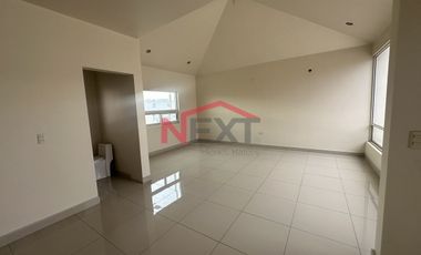 SE VENDE CASA EN LOS REALES
