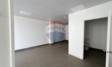 ARRIENDO DE OFICINA