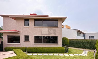 Casa en venta con vista al hoyo 4 del Campo de Golf en Chiluca