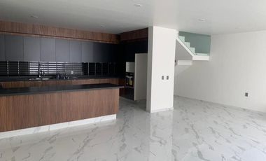 Casa en Venta en Valle Imperial - Coto Maya 125