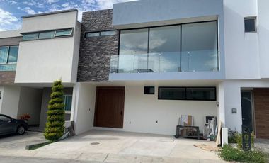 Casa en Venta en Valle Imperial - Coto Maya 125