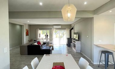 Venta| Casa| 5 Ambientes| Costa Esmeralda| Barrio Deportivo I