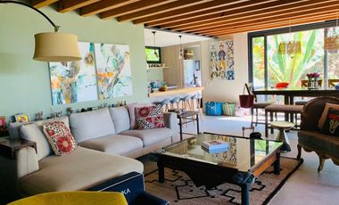 Casa nueva en el pueblo