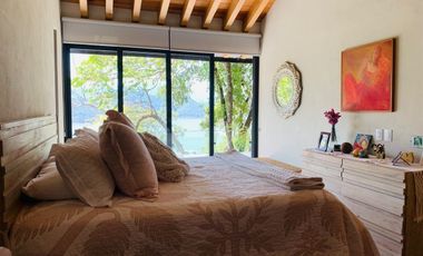 Casa nueva en el pueblo