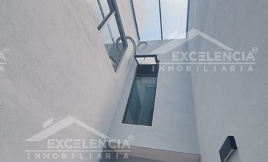 VENTA DE CASA EN LOMAS DE LAS AMERICAS SUR