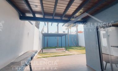 VENTA DE CASA EN LOMAS DE LAS AMERICAS SUR