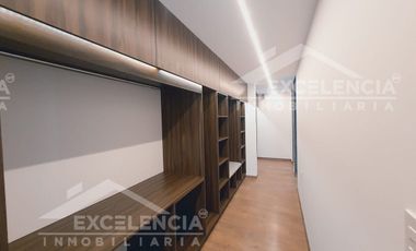 VENTA DE CASA EN LOMAS DE LAS AMERICAS SUR