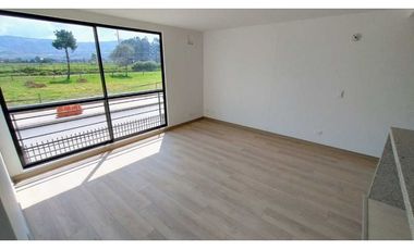 CAJICA, Molino, 75 M2, Sol de mañana, encortinado