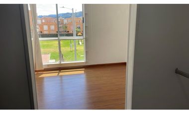 Arriendo apartamento con excelente ubicación en Cajica