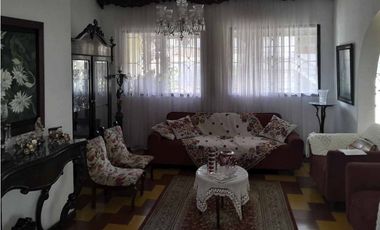 VENTA CASA 2DO PISO BARRIO BOSTON MEDELLIN