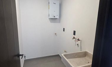 Se Vende Casa en Condominio Zona San Isidro