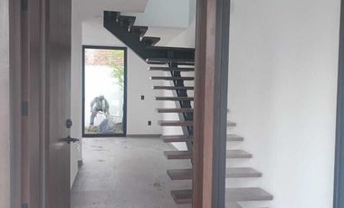 Se Vende Casa en Condominio Zona San Isidro