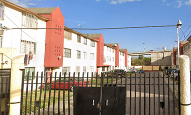 Casa en venta en Hogares de Castera, San Pablo de las Salinas