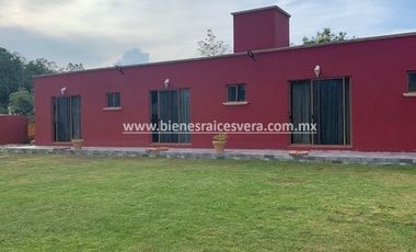 CASA EN RENTA EN TEQUISQUIAPAN  AMUEBLADA EN GRANJAS RESIDENCIALES. Adri