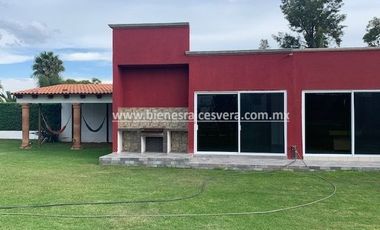 CASA EN RENTA EN TEQUISQUIAPAN  AMUEBLADA EN GRANJAS RESIDENCIALES. Adri