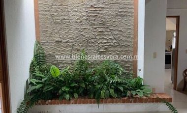 CASA EN RENTA EN TEQUISQUIAPAN  AMUEBLADA EN GRANJAS RESIDENCIALES. Adri