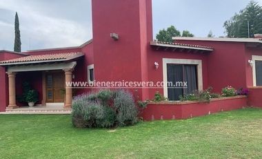 CASA EN RENTA EN TEQUISQUIAPAN  AMUEBLADA EN GRANJAS RESIDENCIALES. Adri