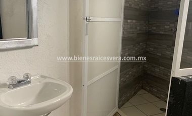 CASA EN RENTA EN TEQUISQUIAPAN  AMUEBLADA EN GRANJAS RESIDENCIALES. Adri