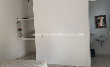 CASA EN RENTA EN TEQUISQUIAPAN  AMUEBLADA EN GRANJAS RESIDENCIALES. Adri