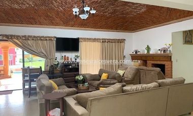 CASA EN RENTA EN TEQUISQUIAPAN  AMUEBLADA EN GRANJAS RESIDENCIALES. Adri